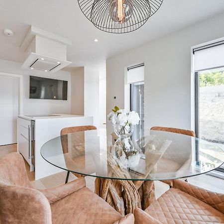1 The Nest - Luxury Modern House Nr Beach & Bars With Sea Views & Free Parking Villa Charlestown  Eksteriør billede