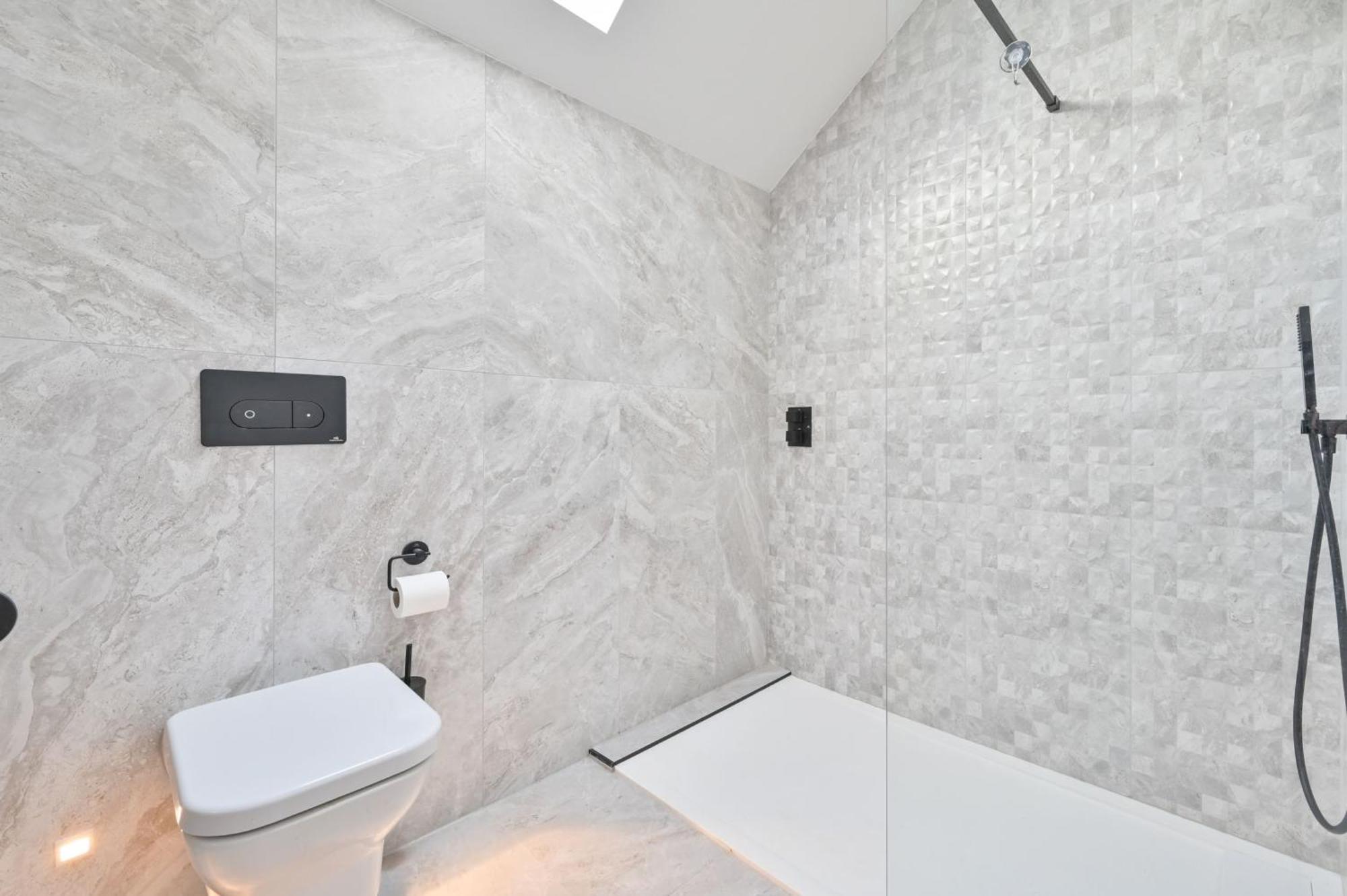 1 The Nest - Luxury Modern House Nr Beach & Bars With Sea Views & Free Parking Villa Charlestown  Eksteriør billede