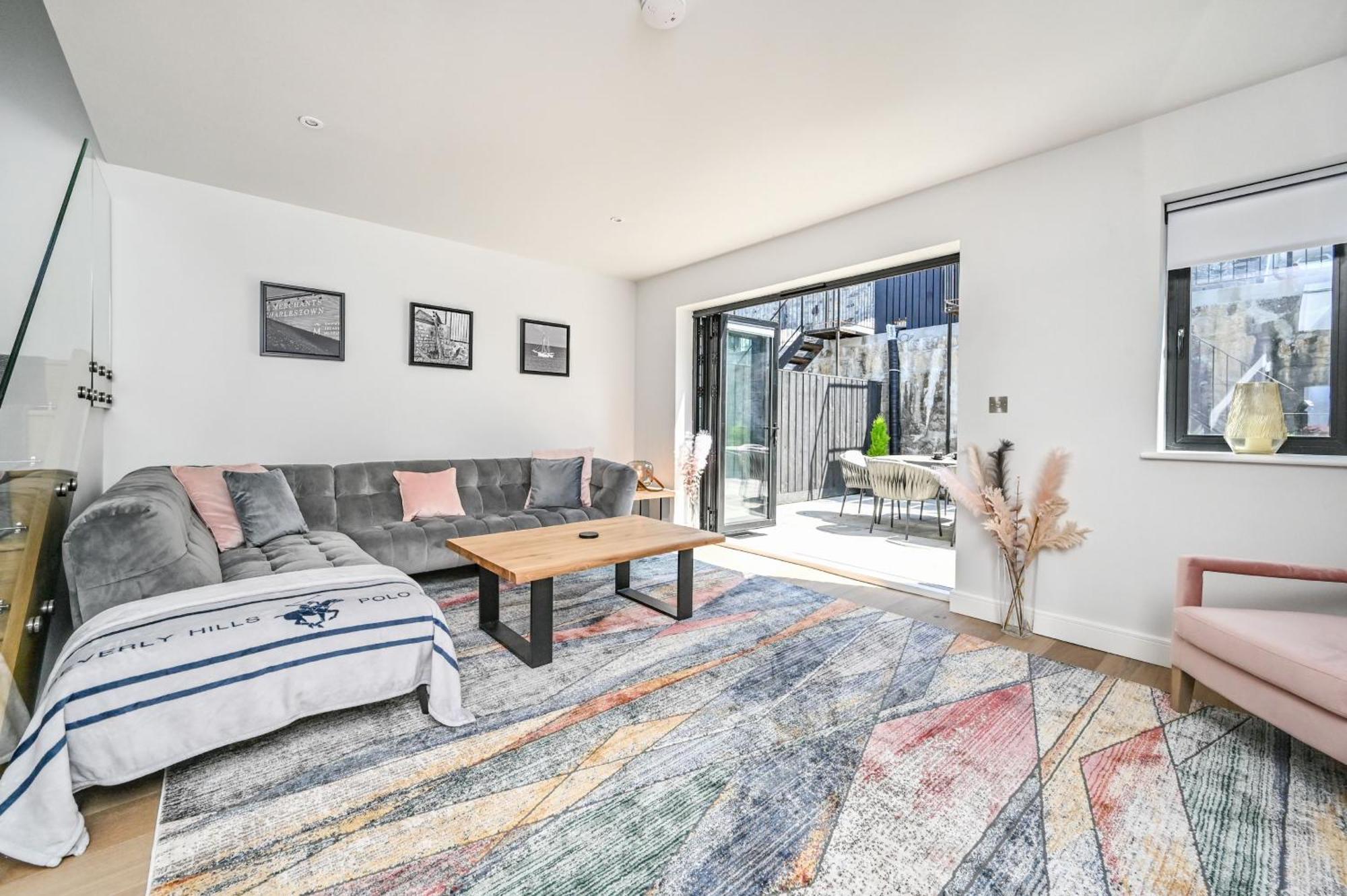 1 The Nest - Luxury Modern House Nr Beach & Bars With Sea Views & Free Parking Villa Charlestown  Eksteriør billede